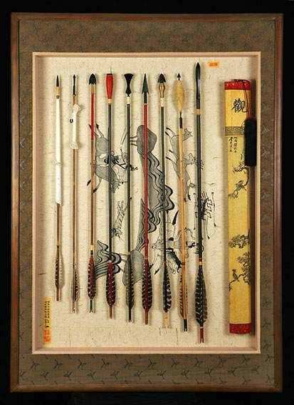 화살 액자 / 132&times;94cm