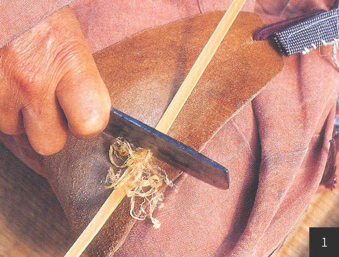 완성된 갓(통영 갓): 갓일(입자장) 기능보유자 정춘모 선생의 작품