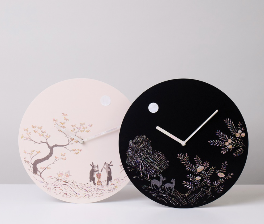 Lacquered Wall Clock with Inlaid Mother-of-pearl Design